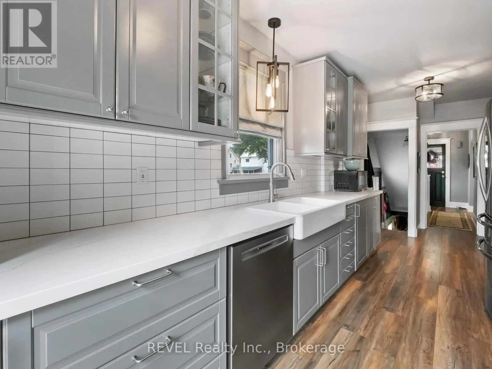 259 DUFFERIN STREET