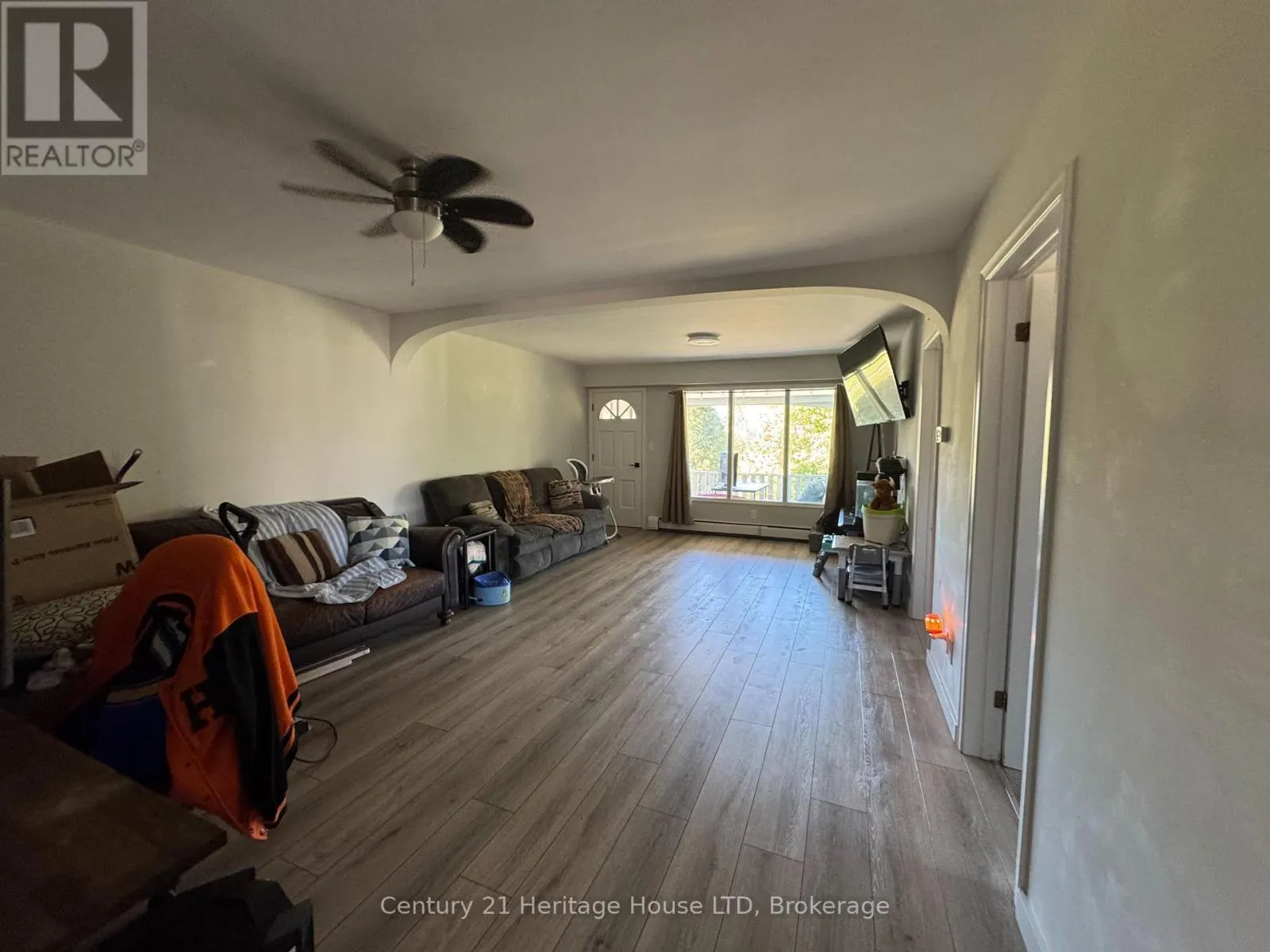 UNIT 1 - 1022 RIDGE ROAD #Unit 1