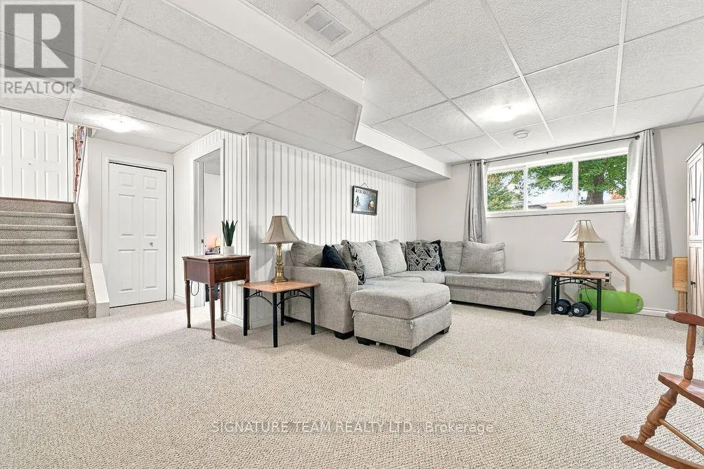 31 COCKCROFT CRESCENT