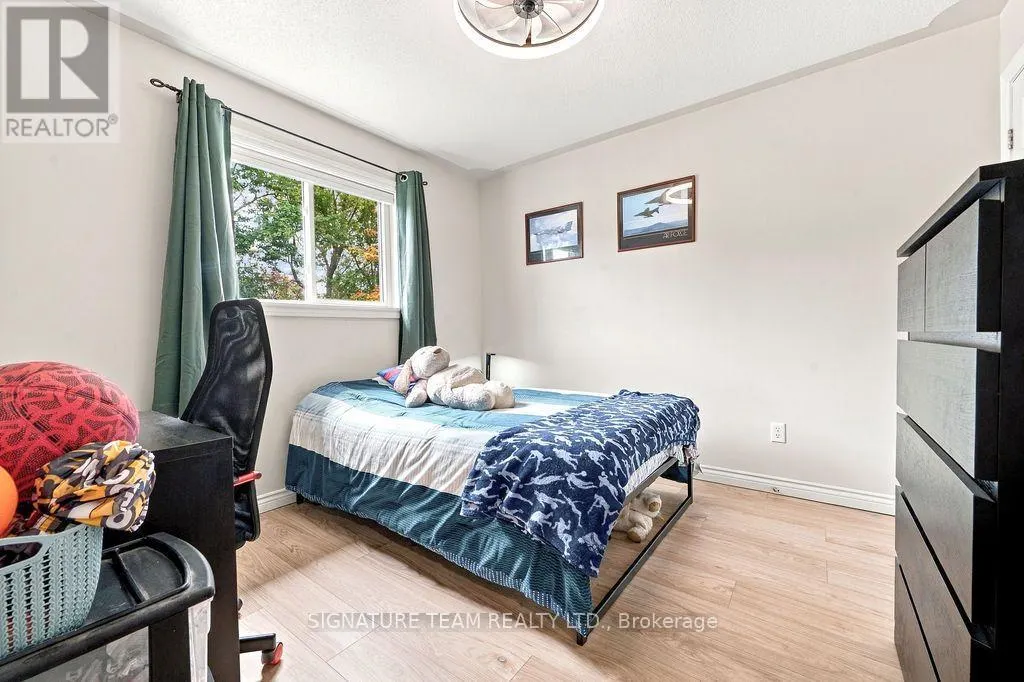 31 COCKCROFT CRESCENT