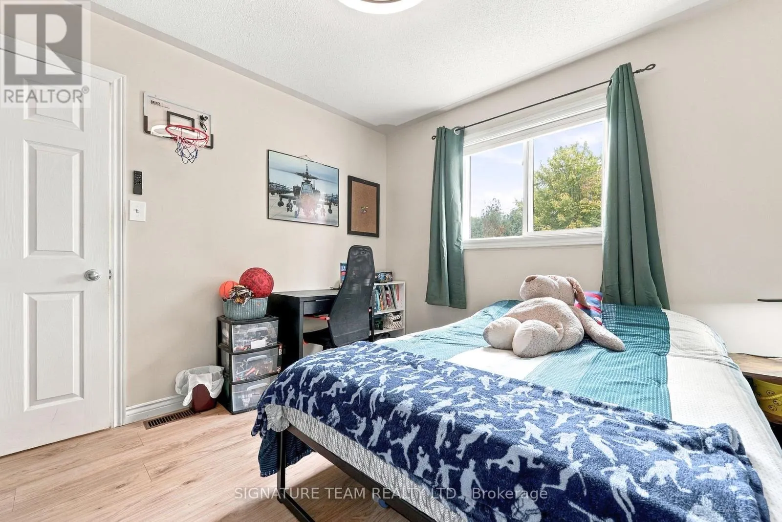 31 COCKCROFT CRESCENT