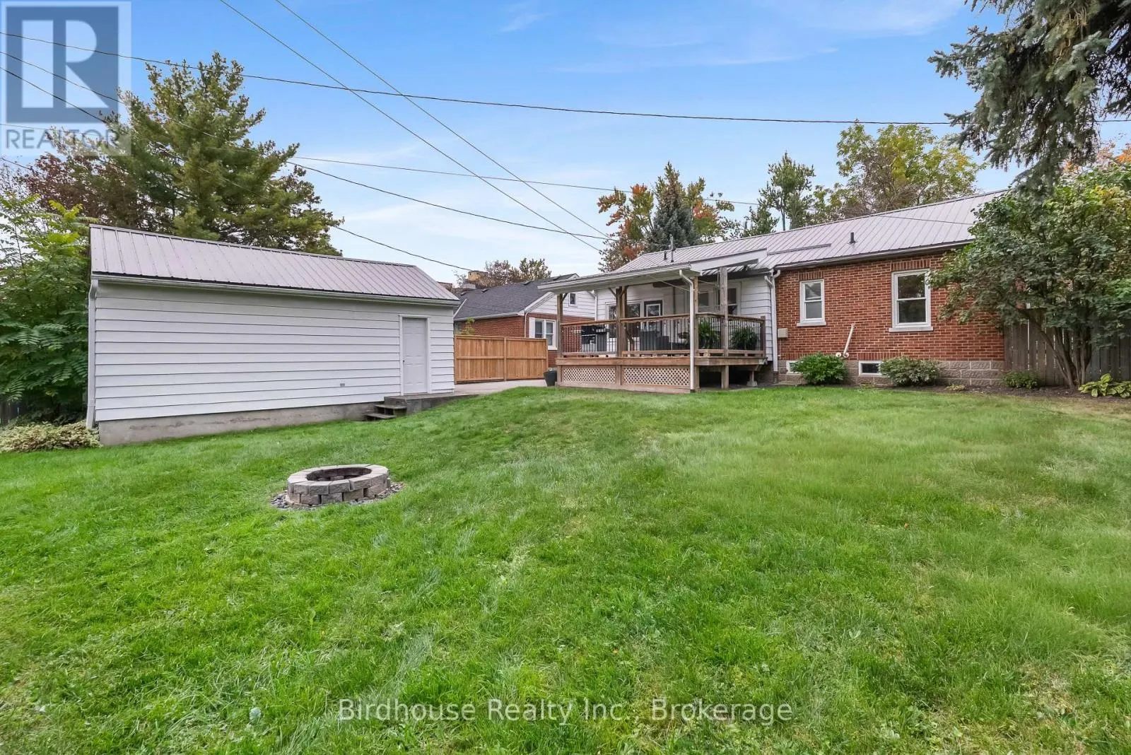 14 ANGELINE STREET S