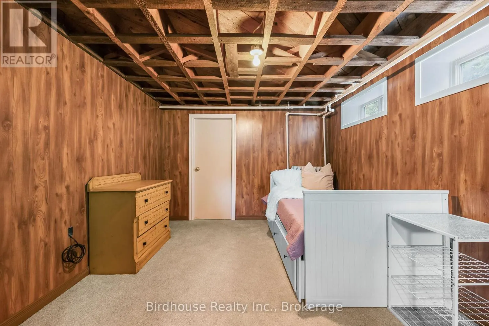 14 ANGELINE STREET S