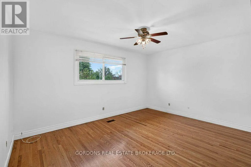 207 ROBERT WALLACE DRIVE