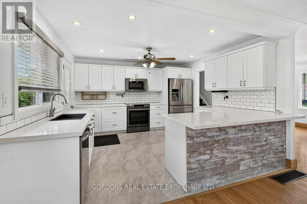 207 ROBERT WALLACE DRIVE