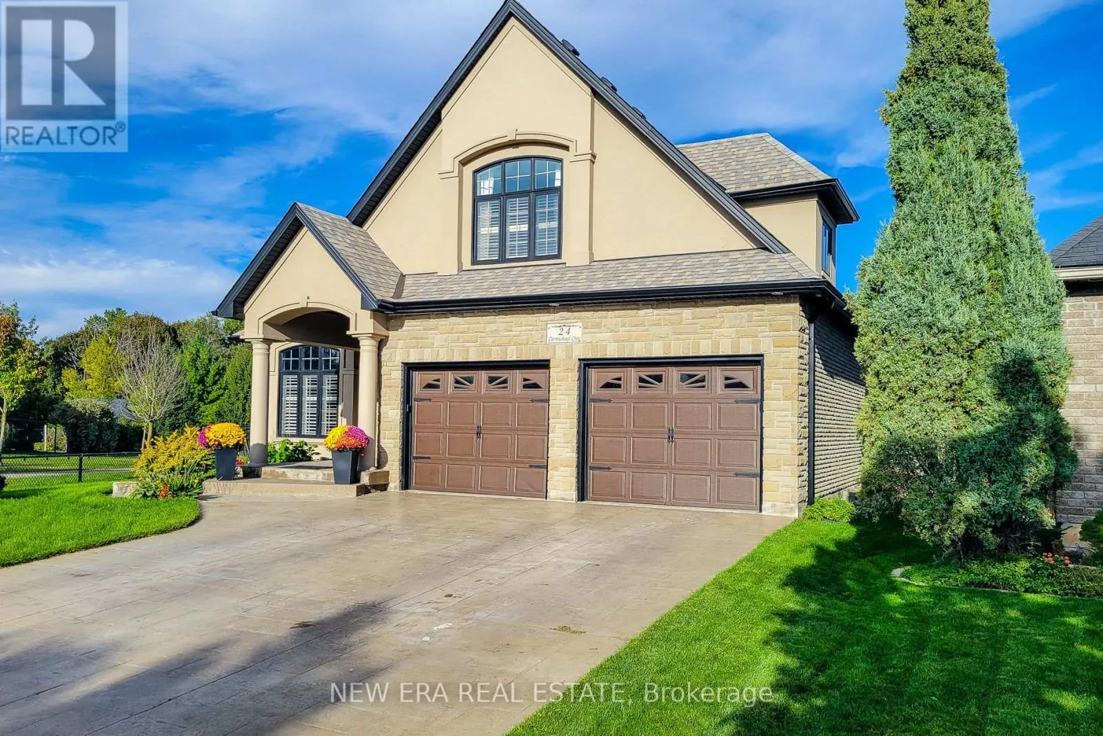 24 CARMICHAEL CRESCENT