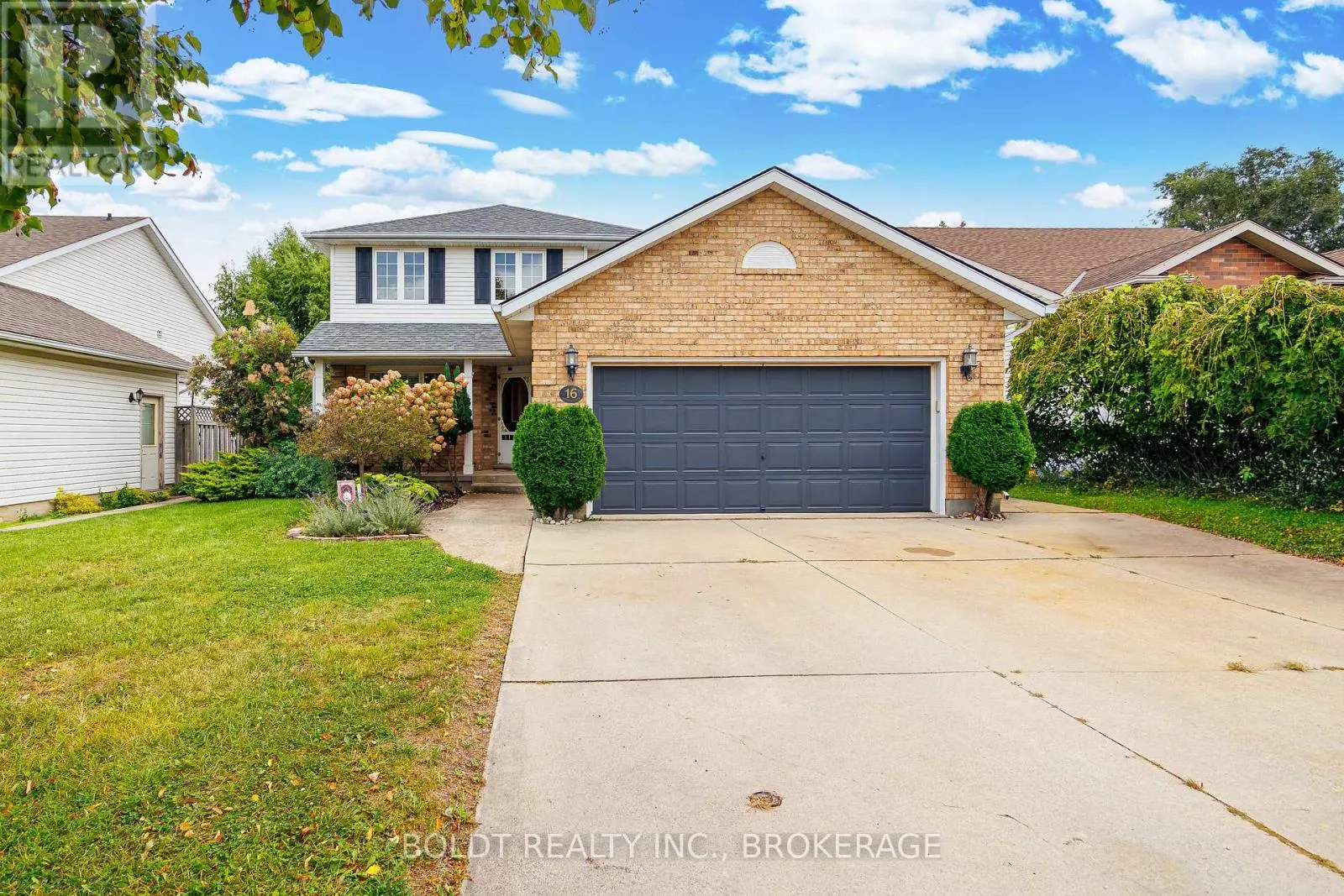 16 WESTBURY DRIVE