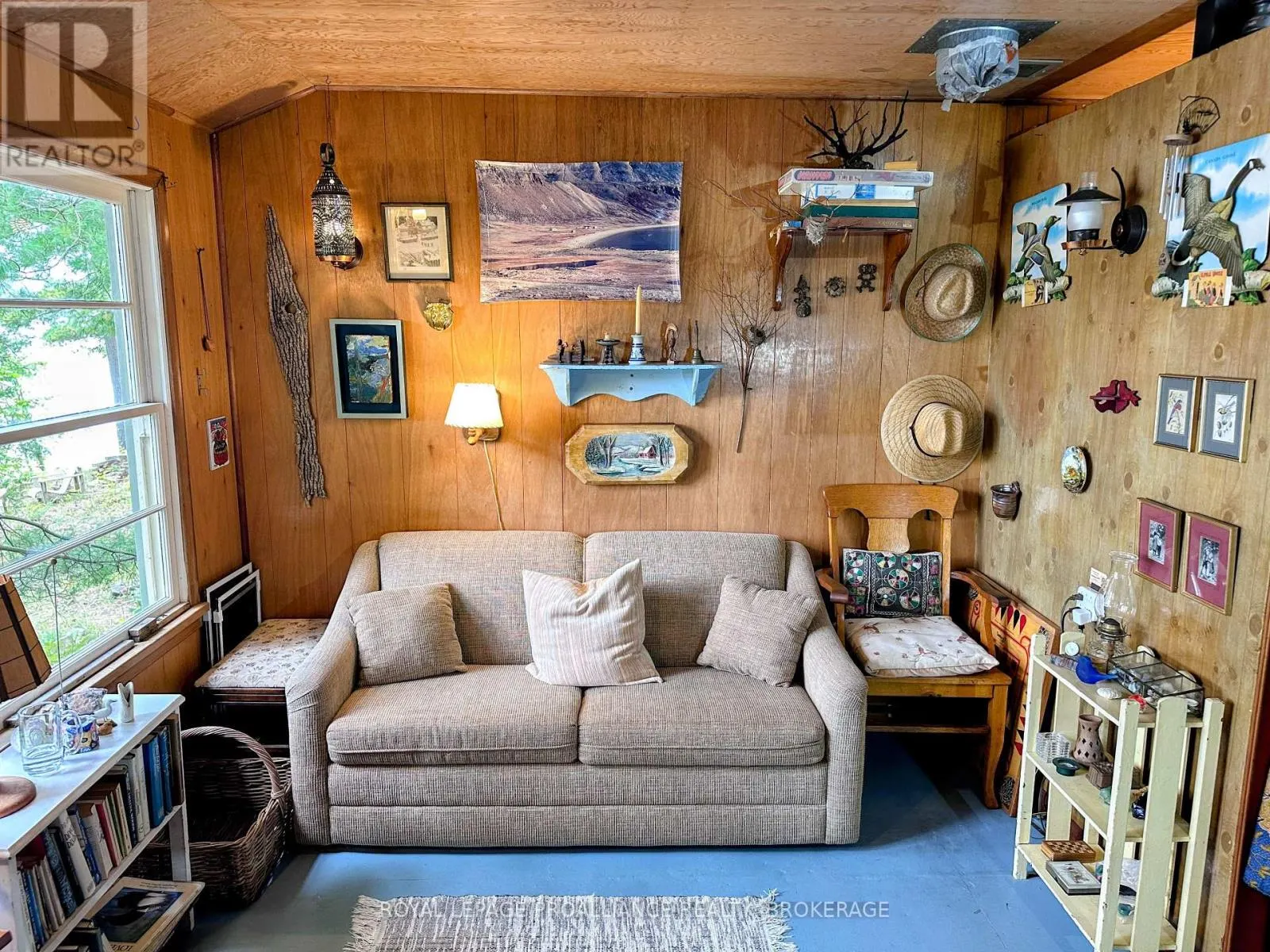 1256 ROSE LANE