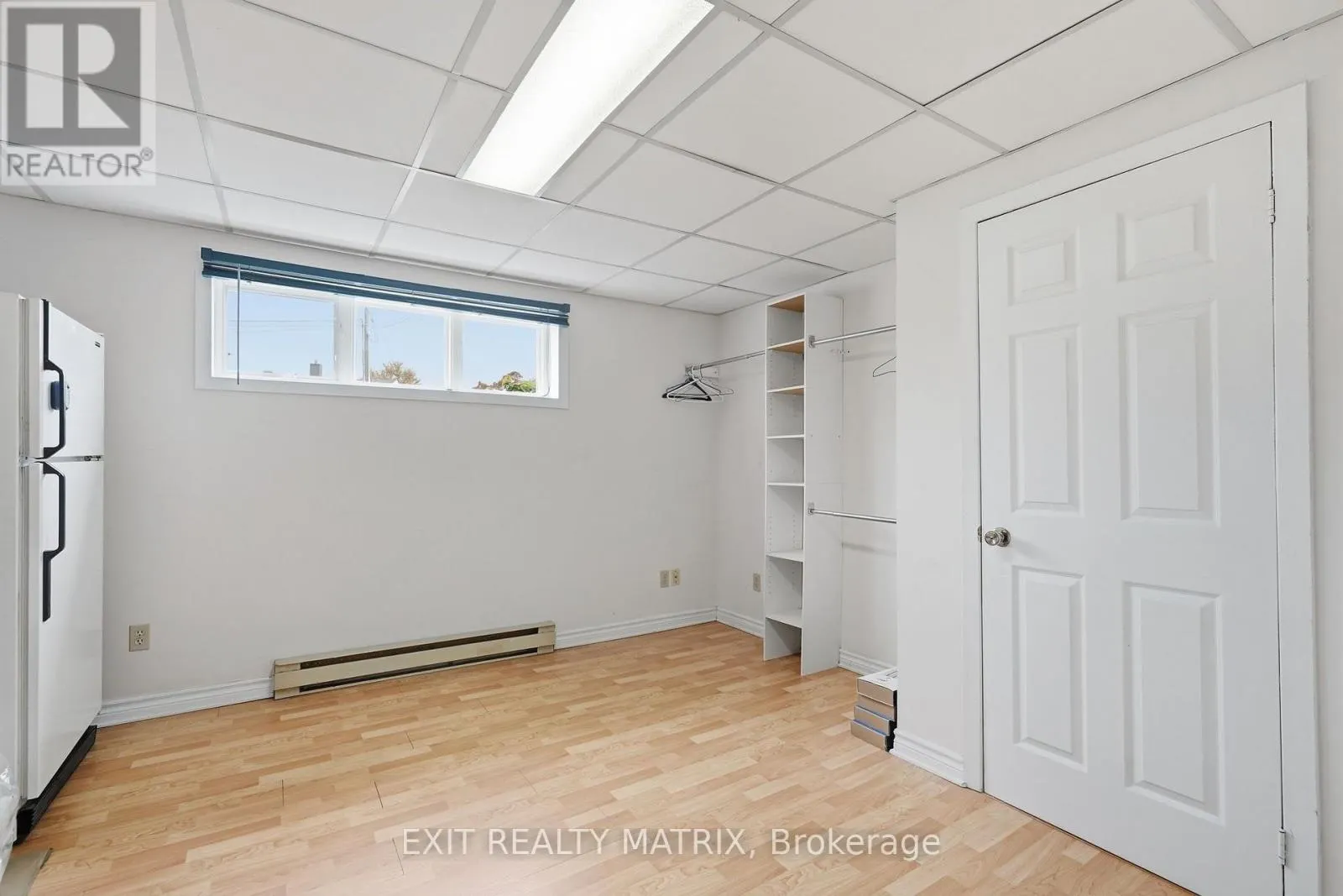 353 NELSON STREET E