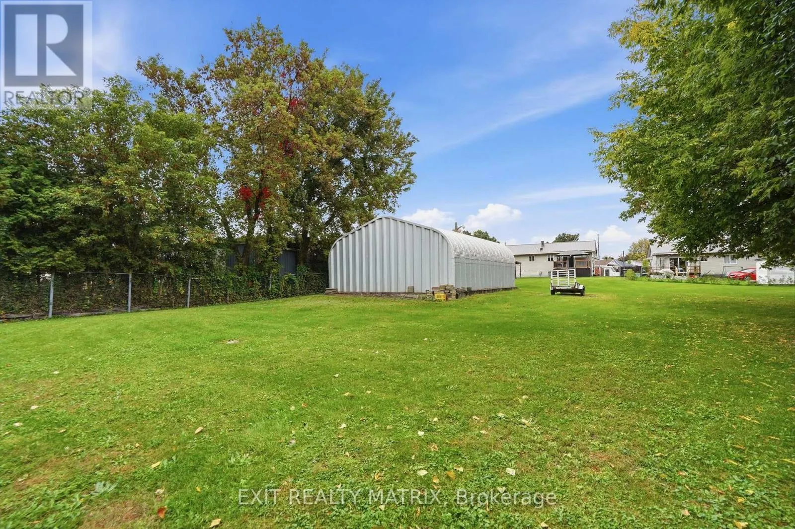 353 NELSON STREET E