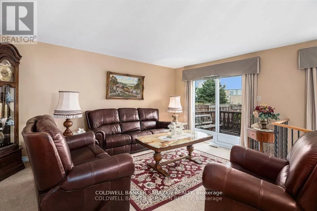 557 LATOUR CRESCENT