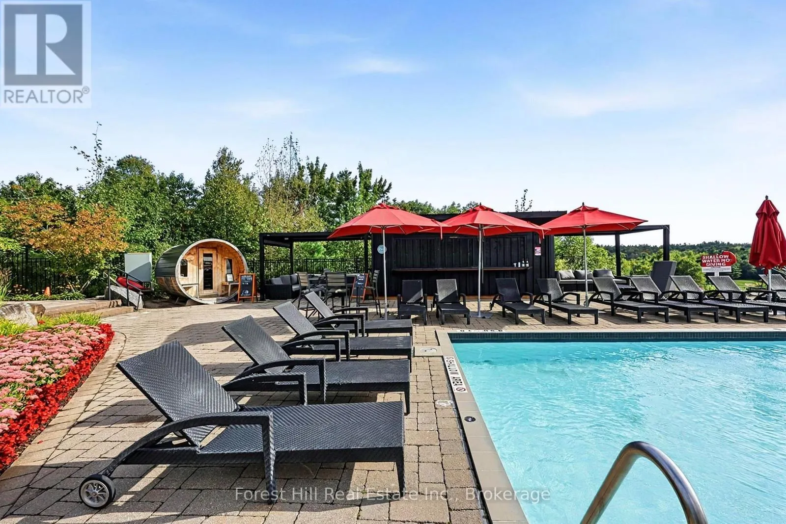 502 - 120 CARRICK TRAIL #502