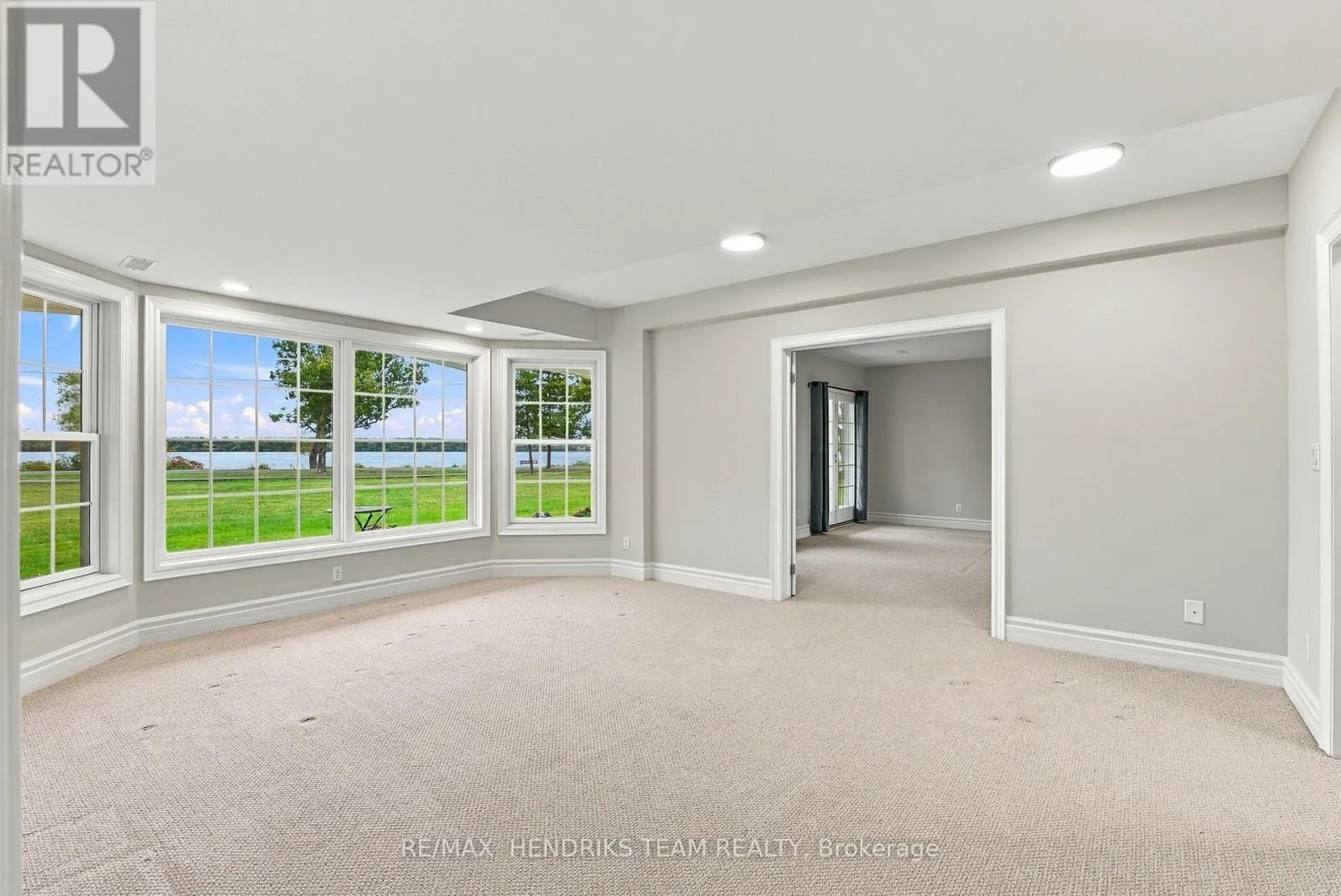 4069 NIAGARA RIVER PARKWAY