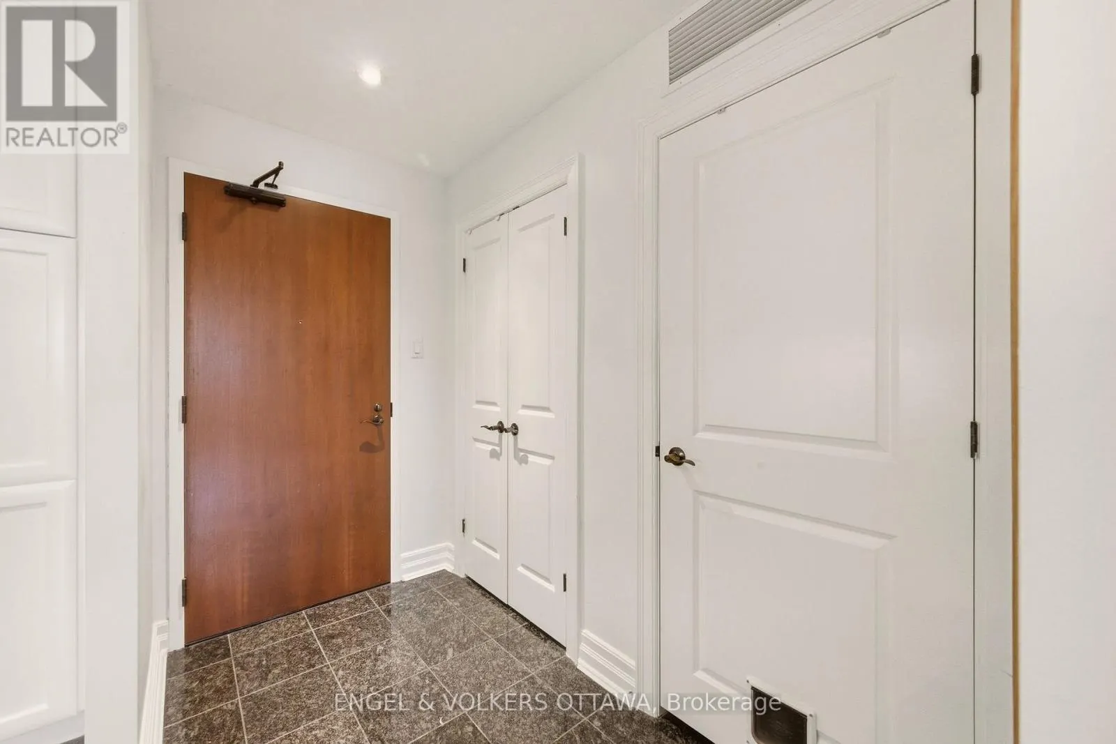 312 - 320 MCLEOD STREET