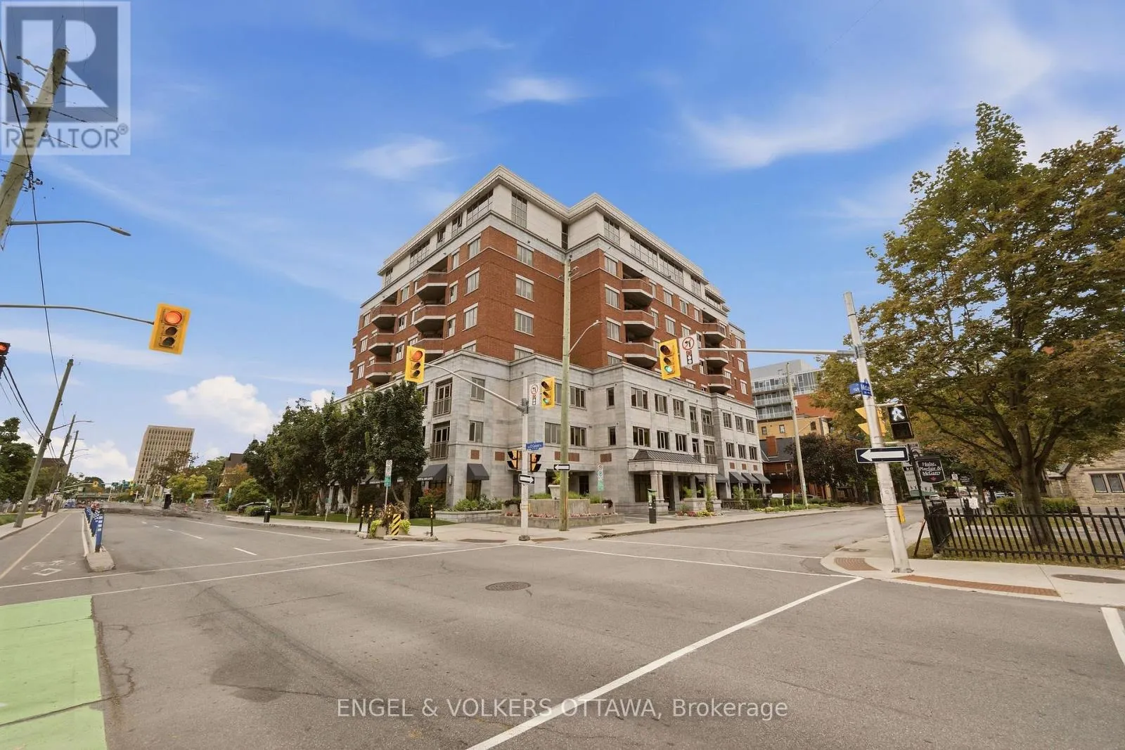 312 - 320 MCLEOD STREET