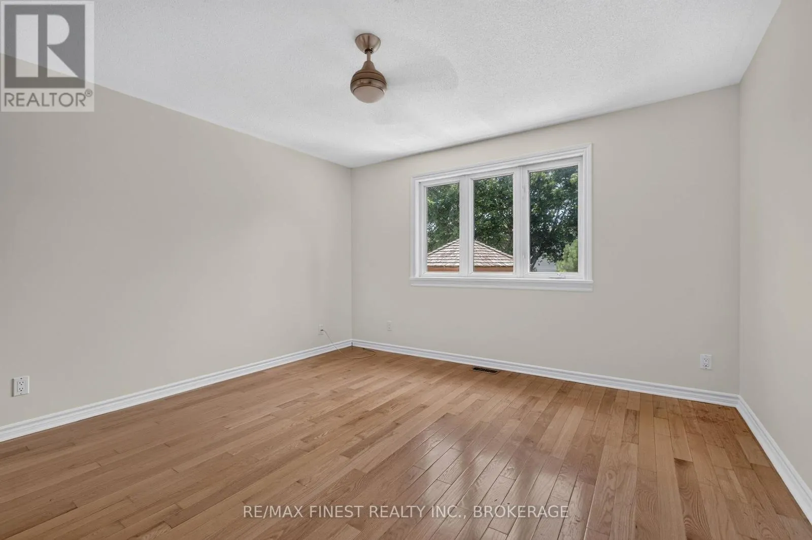 712 MILLWOOD DRIVE