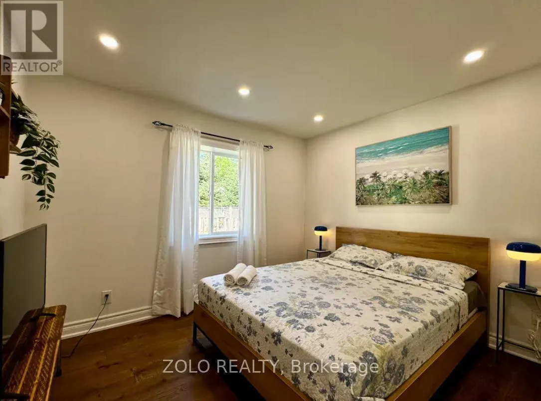 886 MONCK ROAD