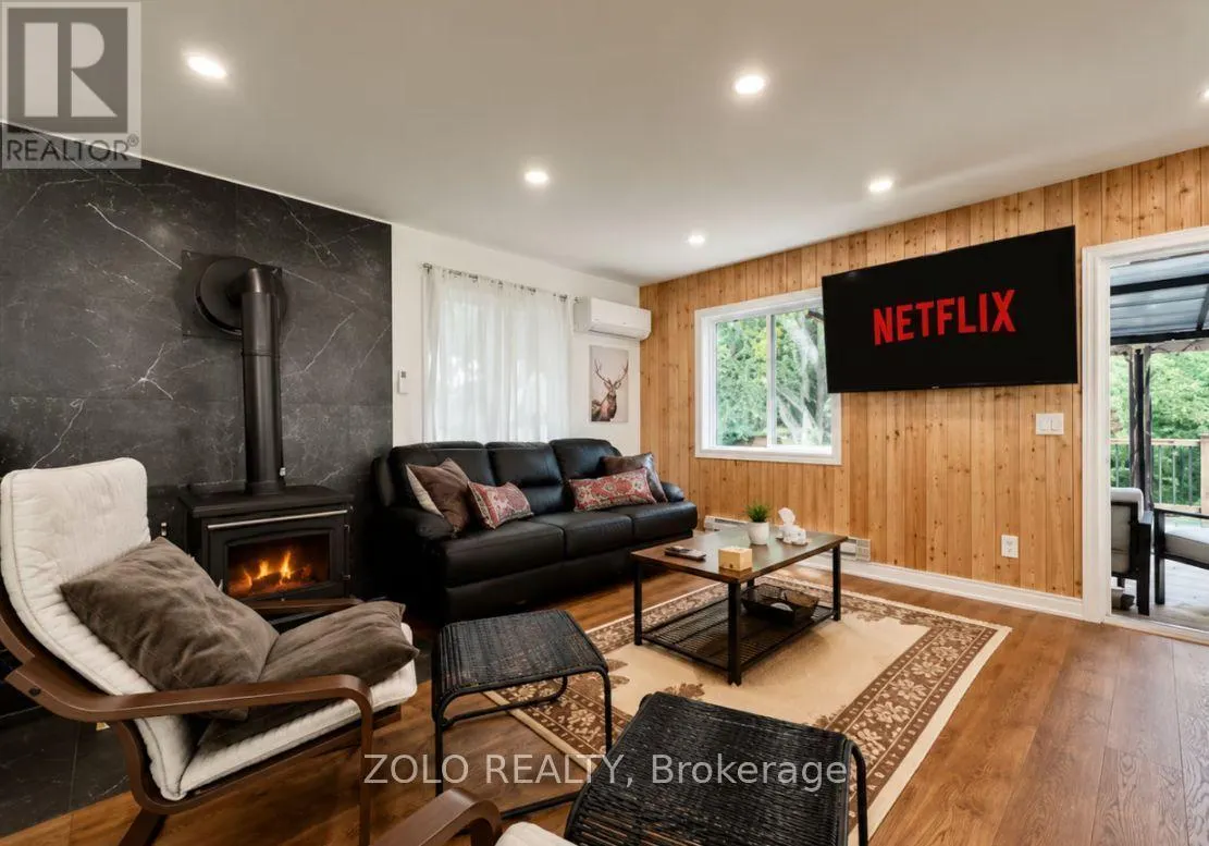 886 MONCK ROAD