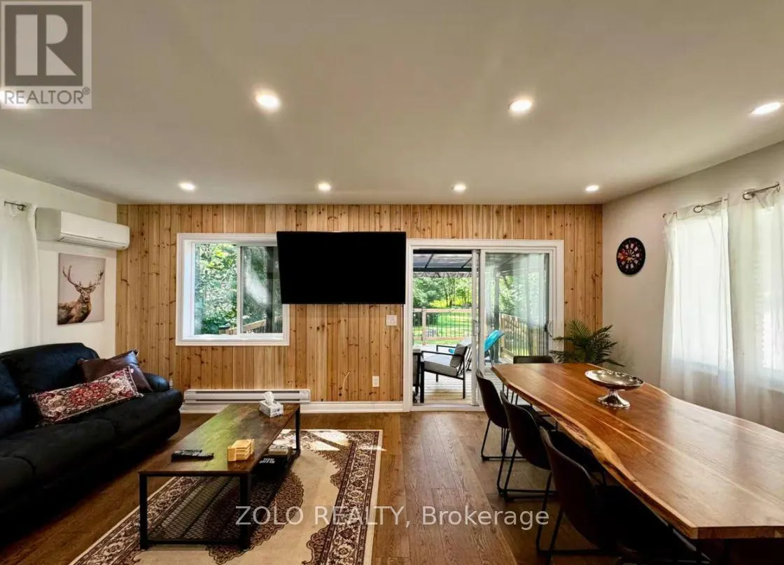 886 MONCK ROAD