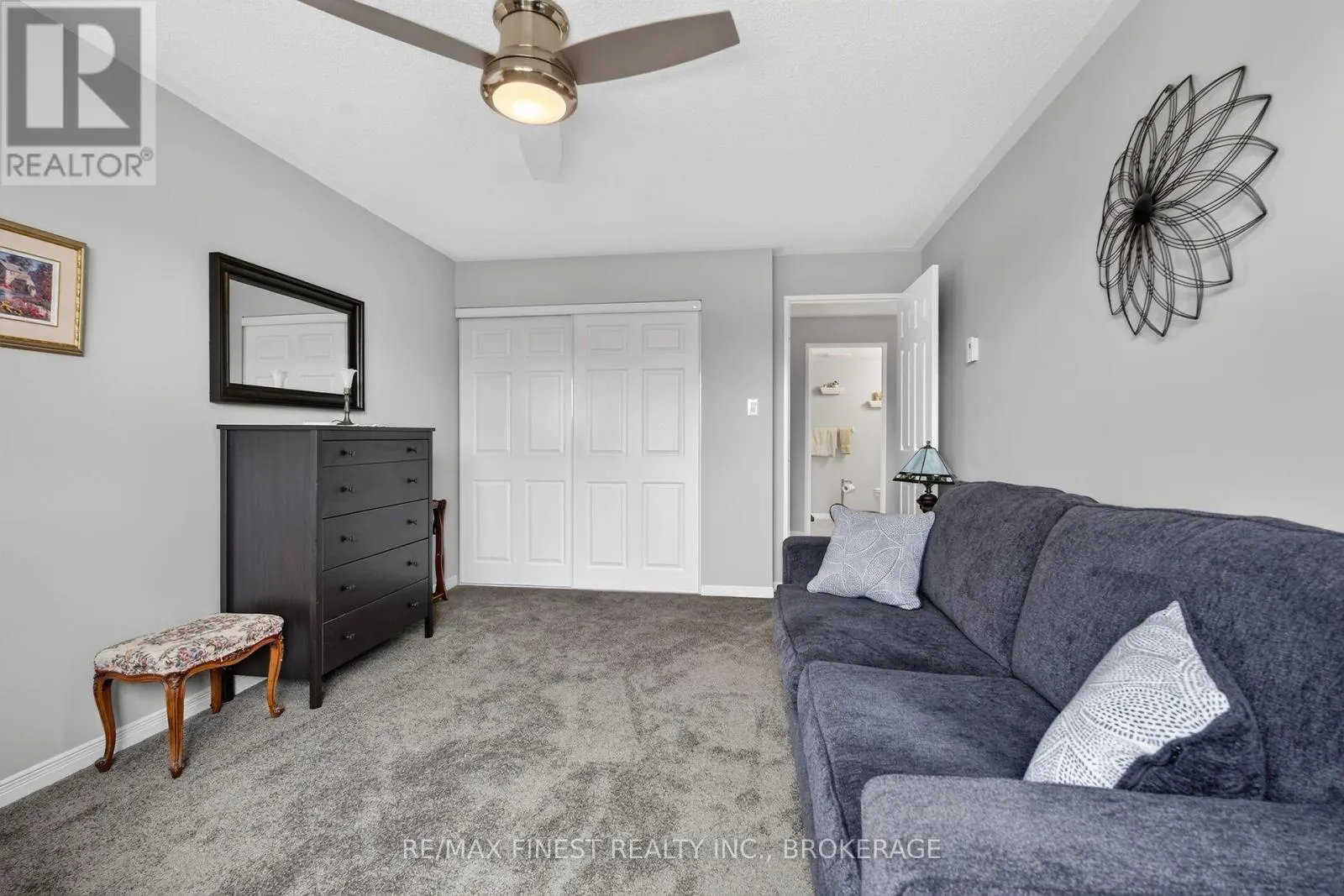 502 - 257 BATH ROAD #502
