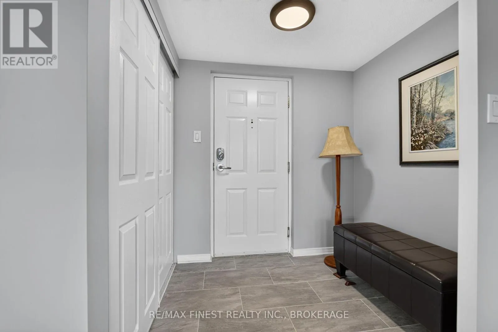 502 - 257 BATH ROAD #502