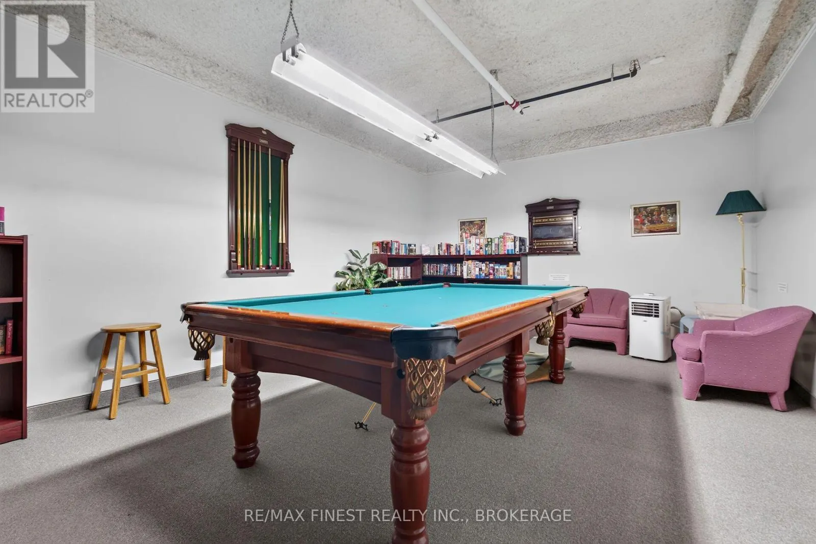 502 - 257 BATH ROAD #502