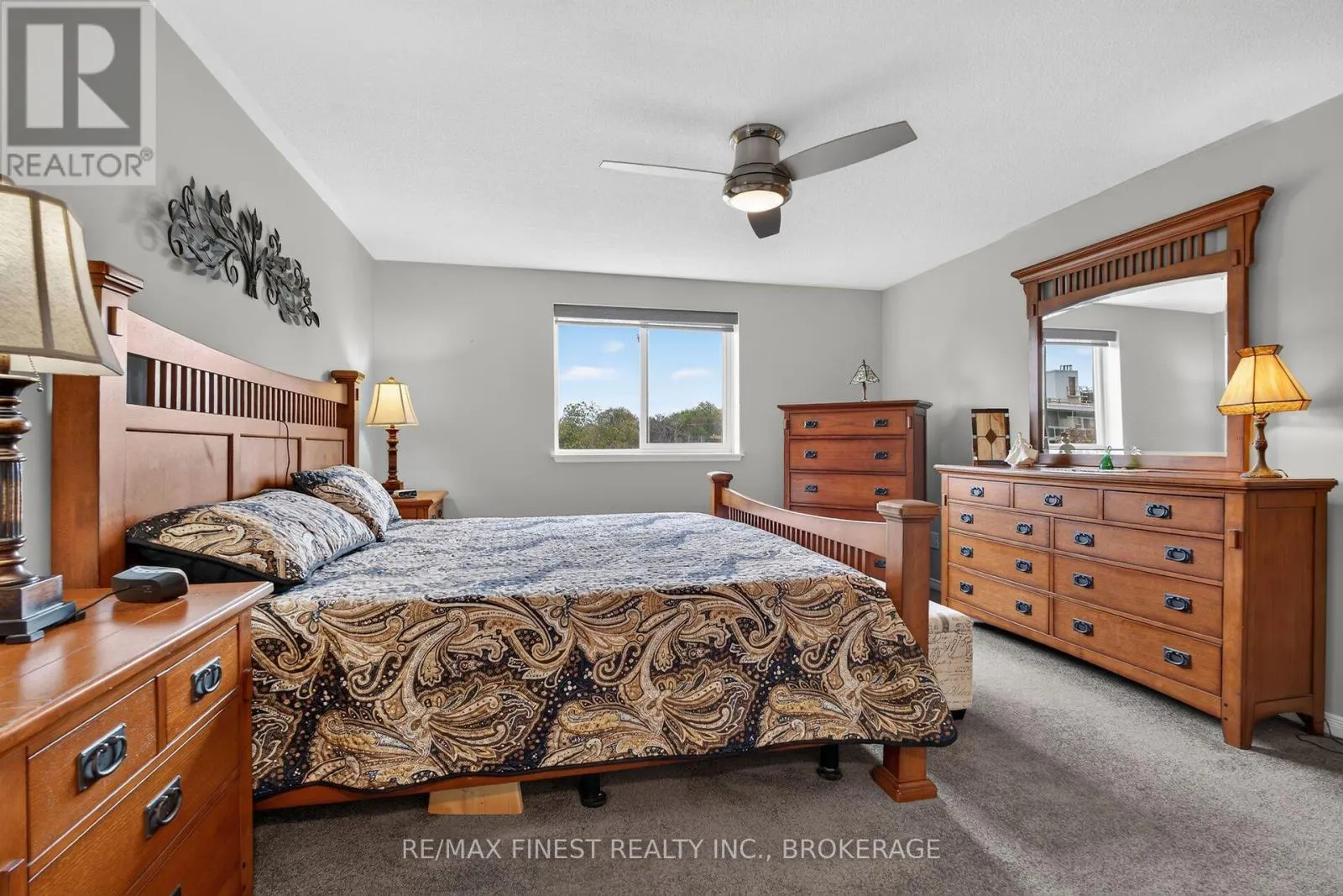 502 - 257 BATH ROAD #502