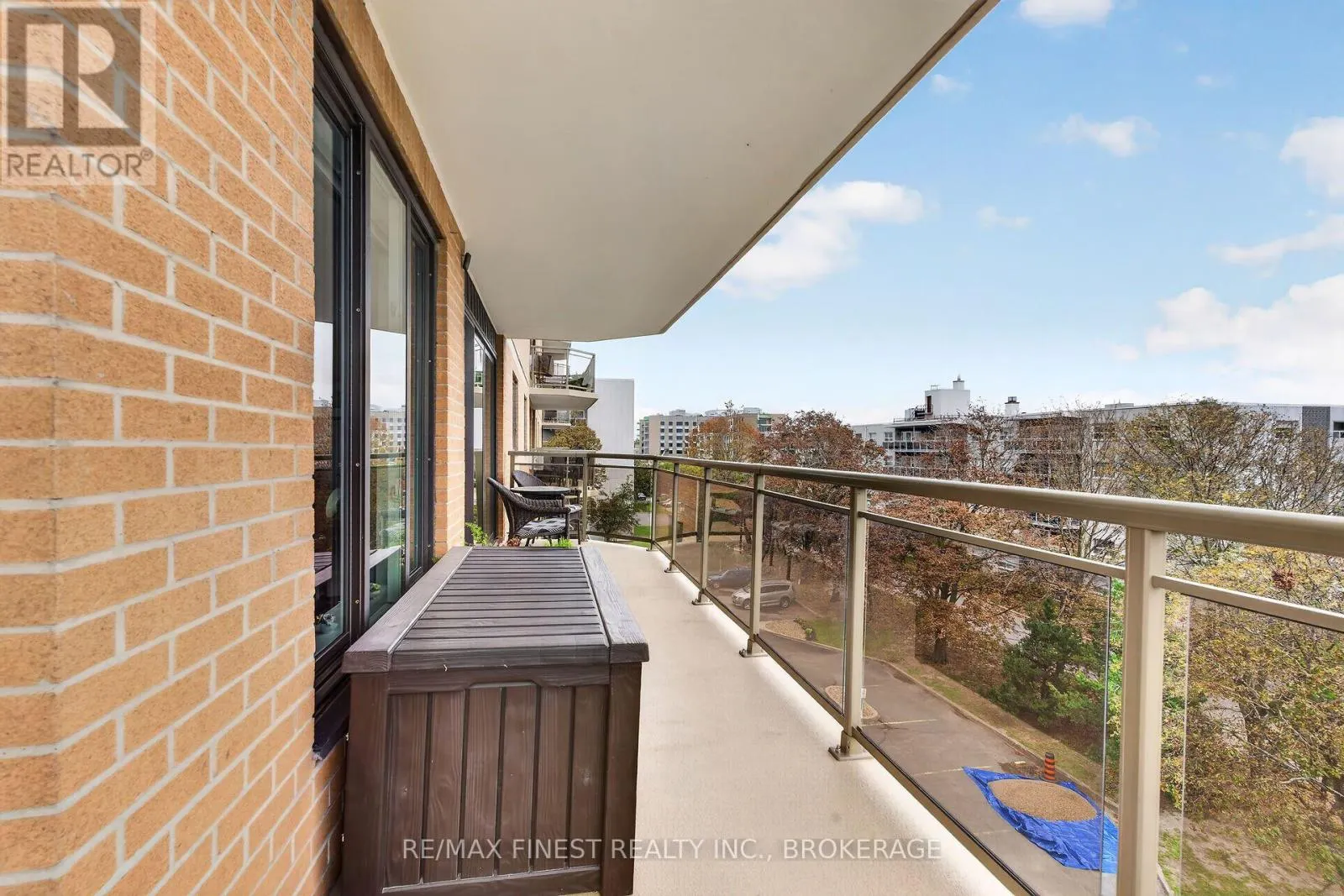 502 - 257 BATH ROAD #502