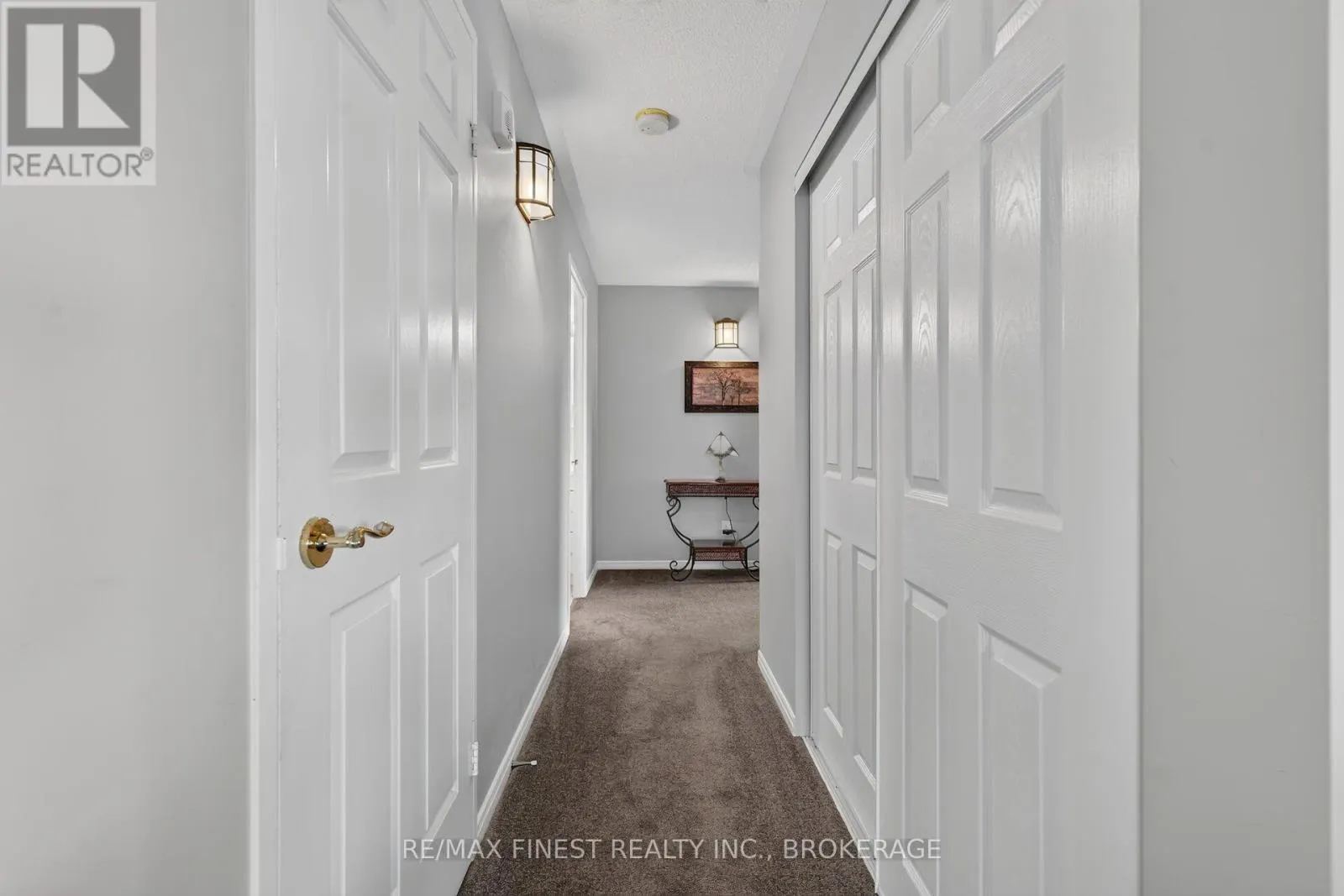 502 - 257 BATH ROAD #502