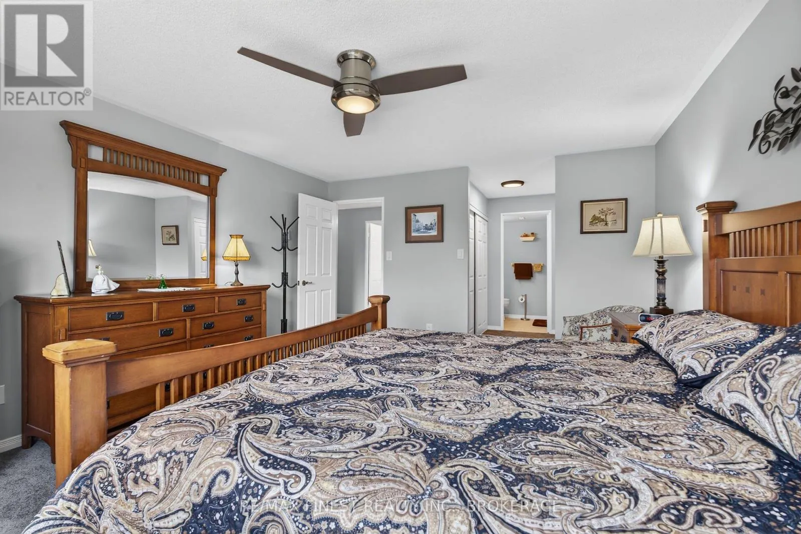 502 - 257 BATH ROAD #502