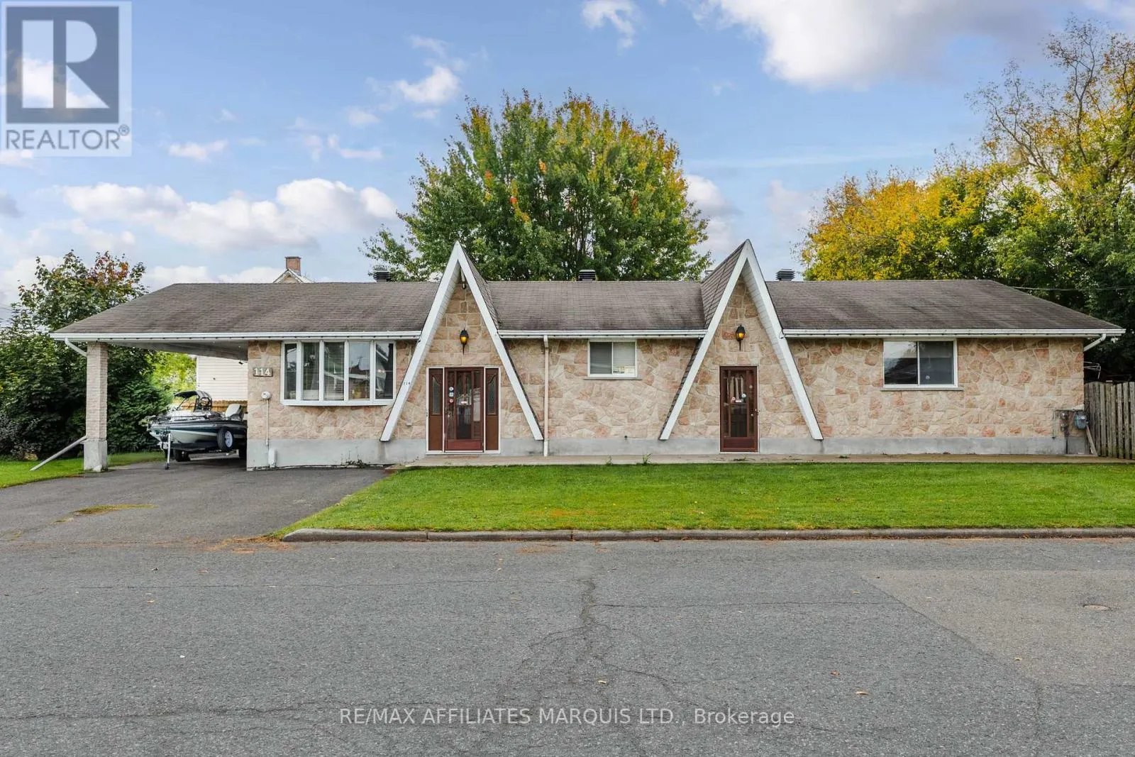 114 ST GEORGE STREET W
