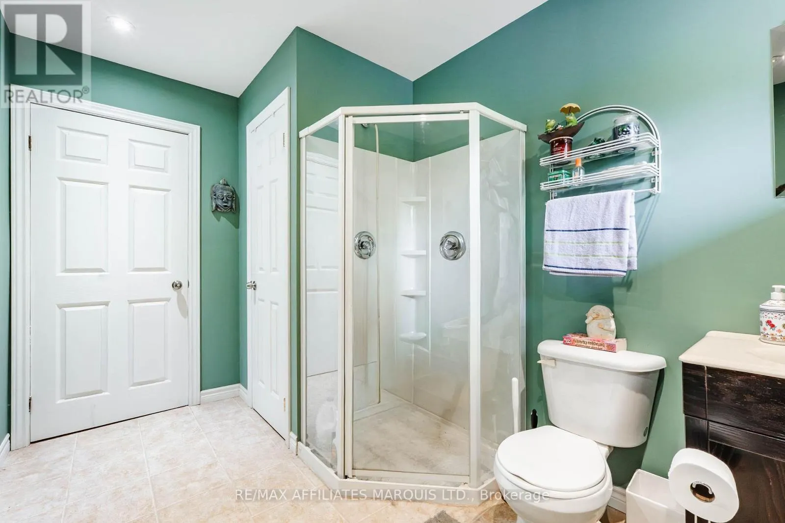 114 ST GEORGE STREET W