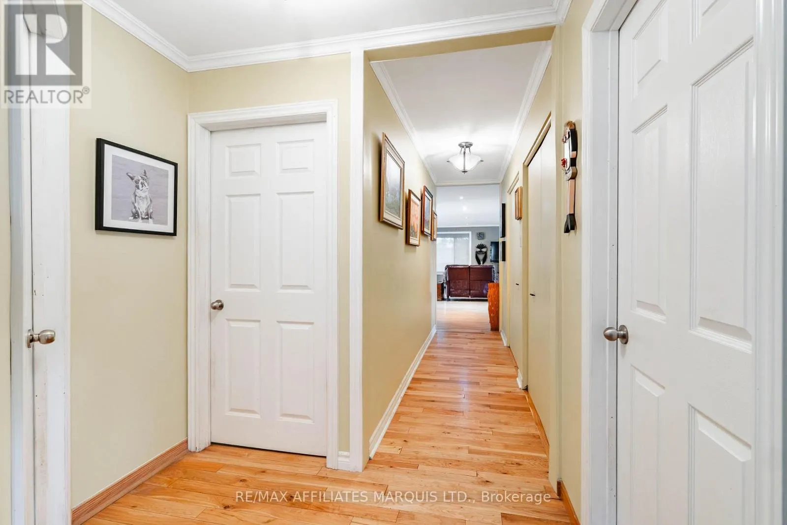 114 ST GEORGE STREET W