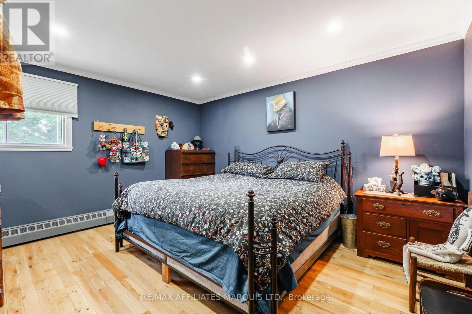 114 ST GEORGE STREET W