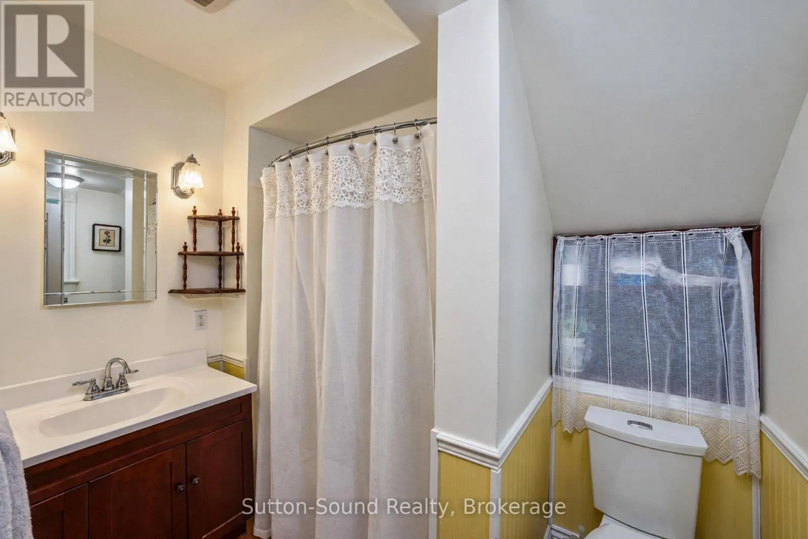 2344 3RD AVENUE W