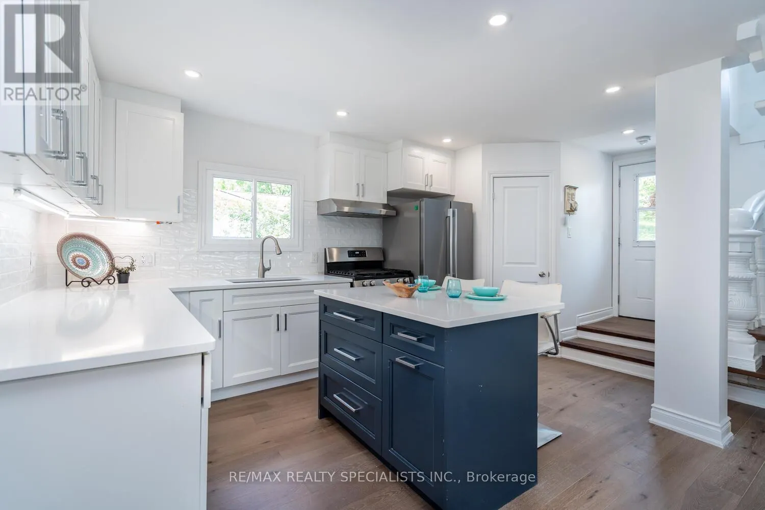 532 RIDGEWAY ROAD