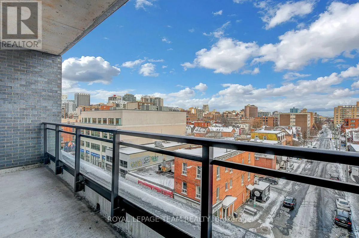 509 - 10 JAMES STREET