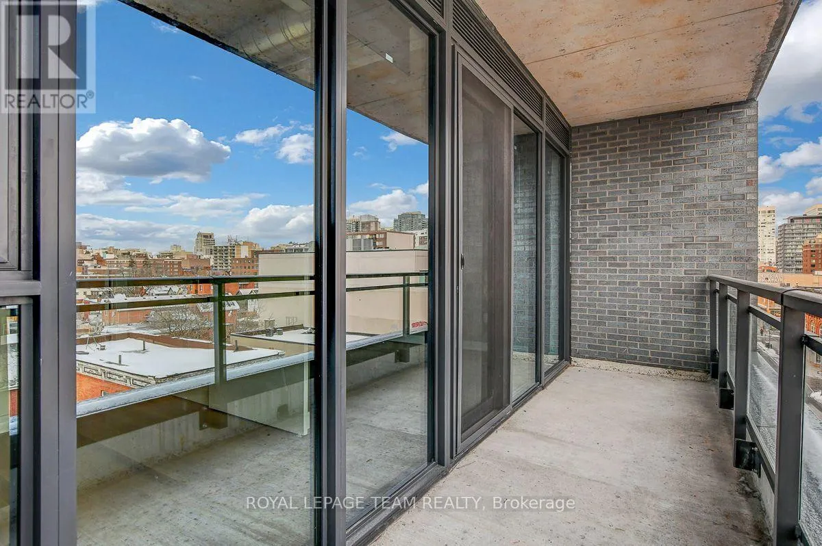 509 - 10 JAMES STREET