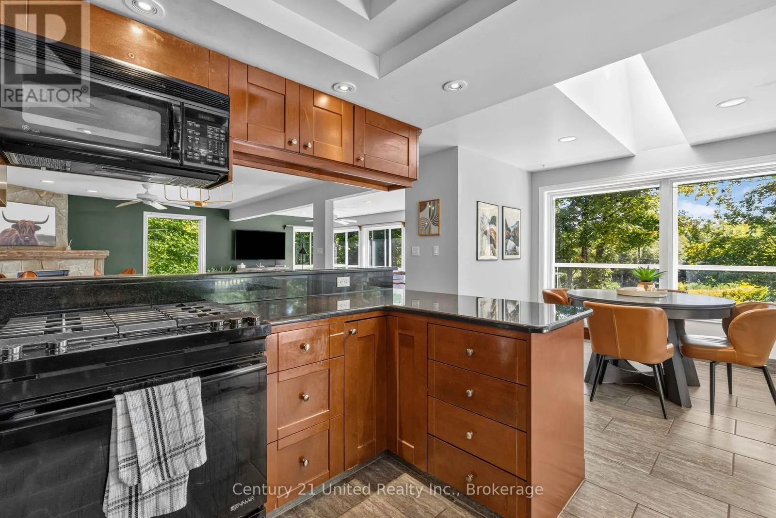 79 OAKRIDGE ROAD