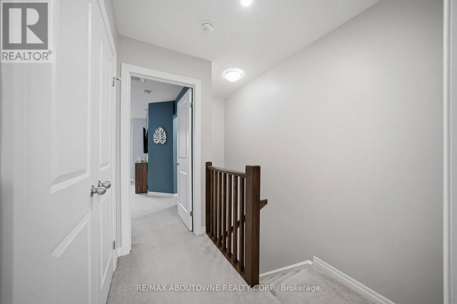 38 - 750 LAWRENCE STREET