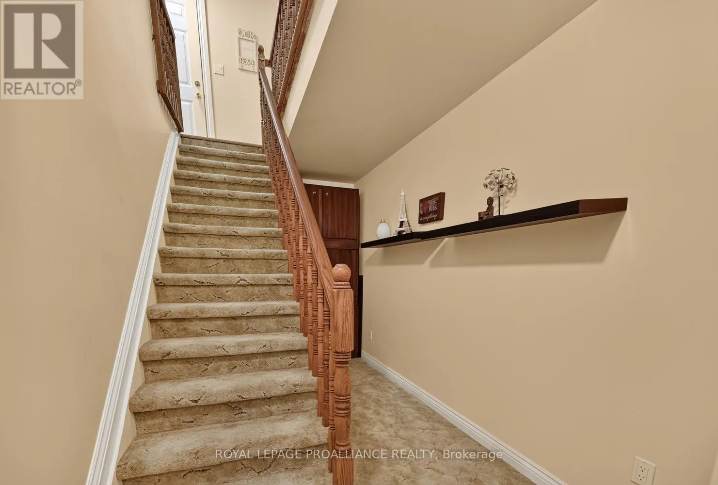 1099 BRIDLEWOOD DRIVE