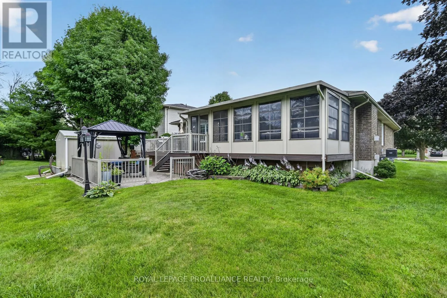 1099 BRIDLEWOOD DRIVE