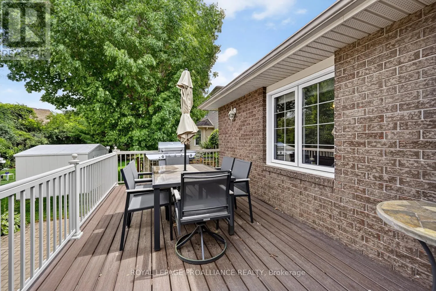 1099 BRIDLEWOOD DRIVE