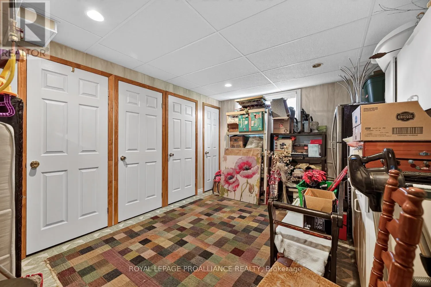 1099 BRIDLEWOOD DRIVE
