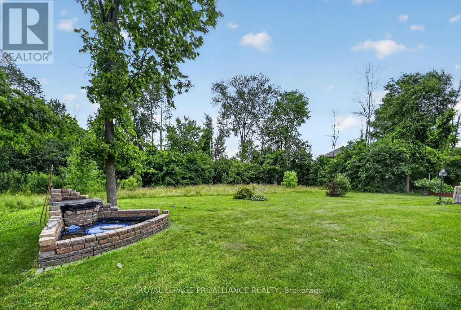 1099 BRIDLEWOOD DRIVE