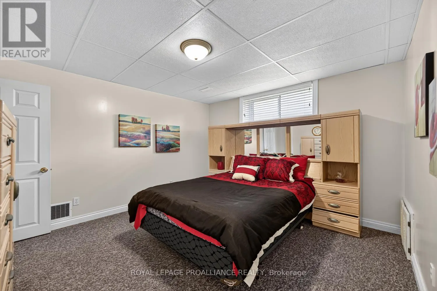 1099 BRIDLEWOOD DRIVE