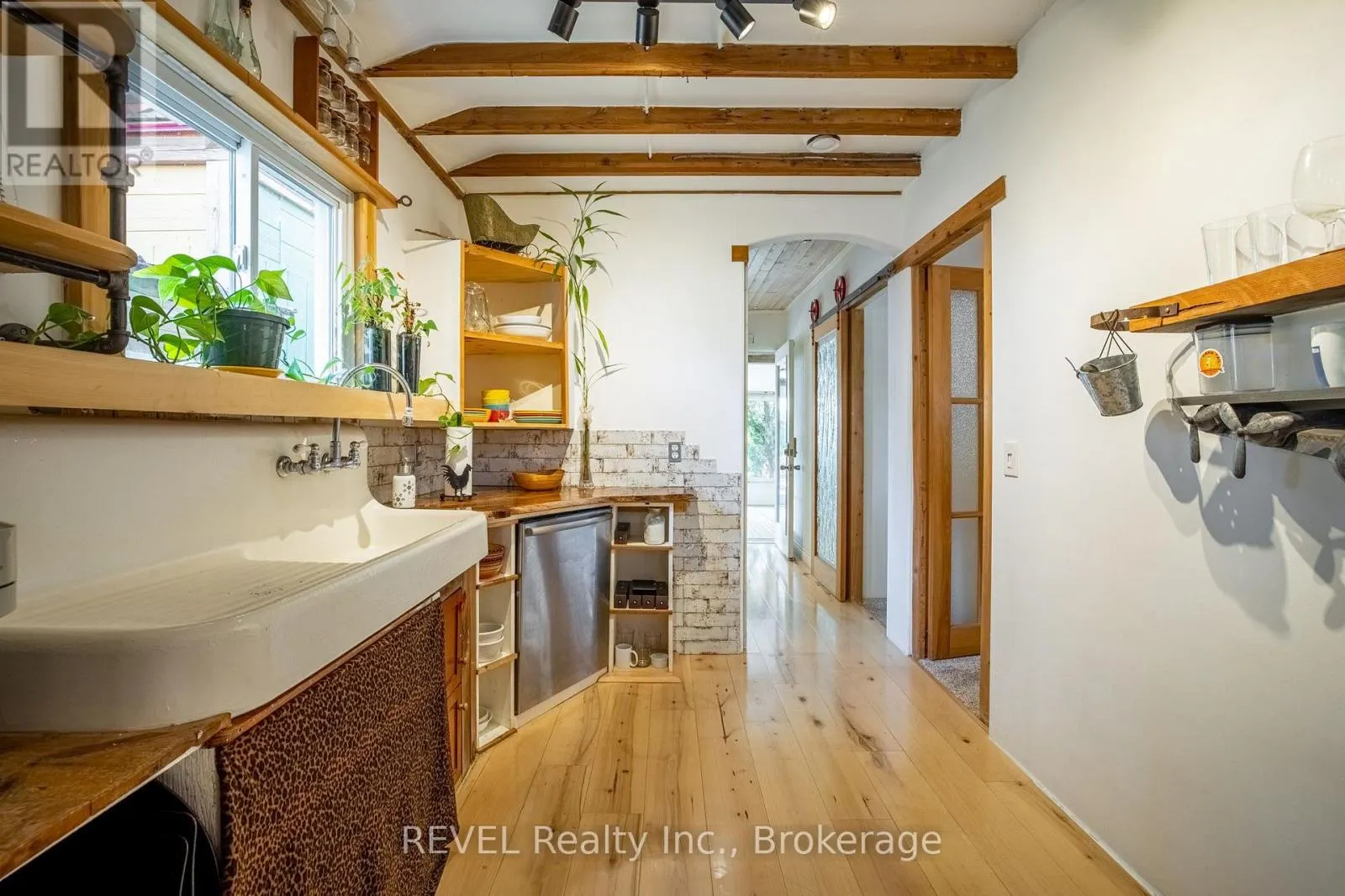 3816 CRYSTAL BEACH DRIVE