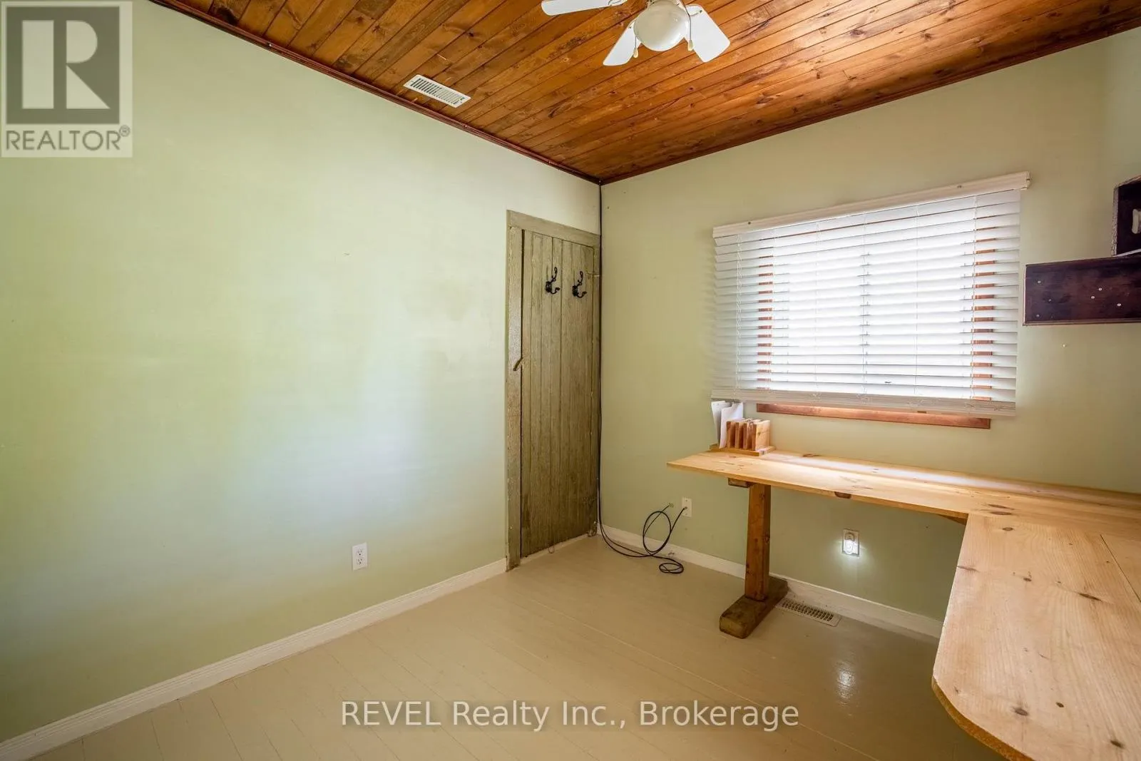 3816 CRYSTAL BEACH DRIVE