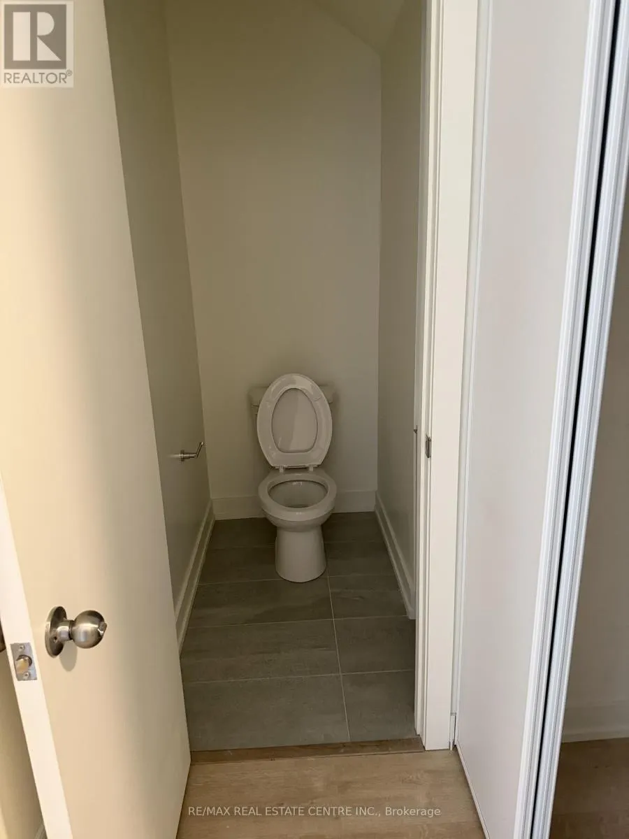 SUITE 334 (302C) - 16 MELBOURNE AVENUE