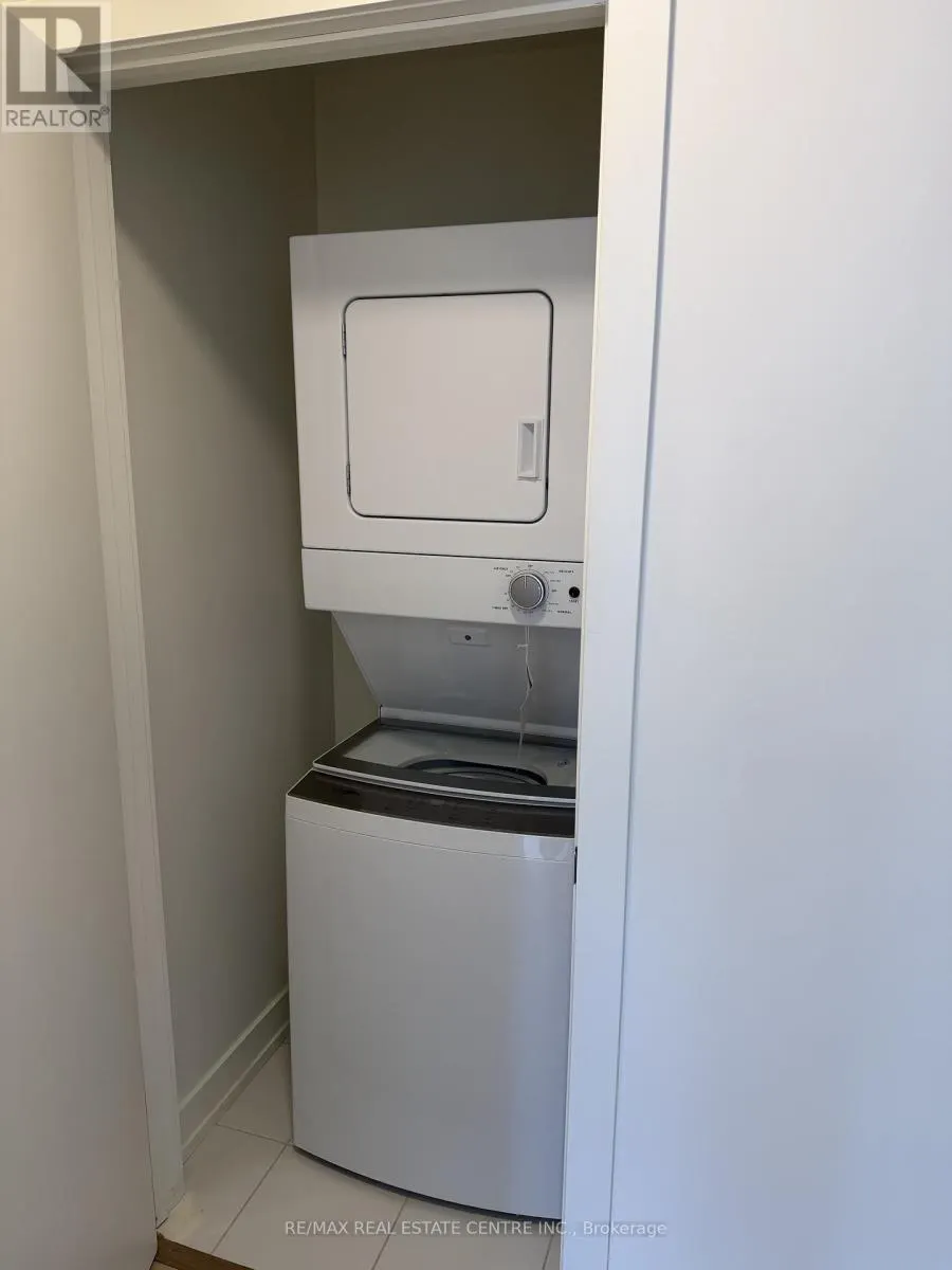 SUITE 334 (302C) - 16 MELBOURNE AVENUE